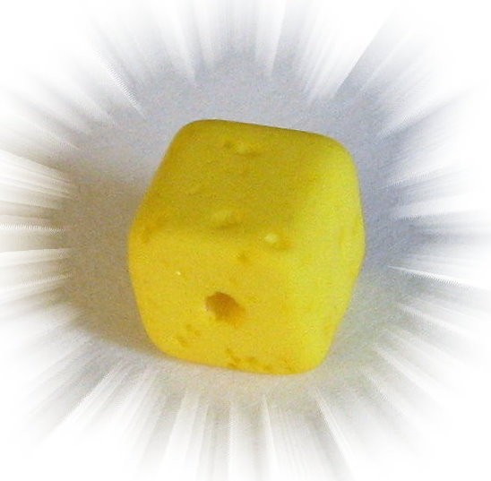 Polaris Gala sweet cube 8 mm yellow – small hole