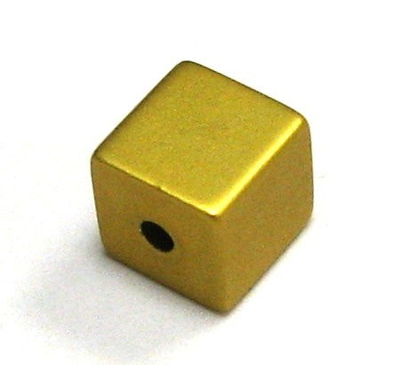 Aluminum cube anodised 8x8 mm – anodised yellow
