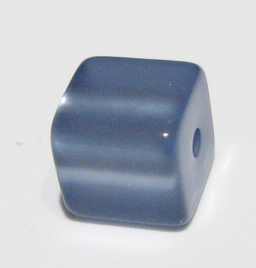 Polaris cube 8 mm montana glossy – small hole