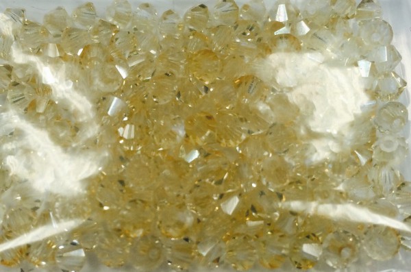 Bicone Kristall 4mm -böhmische Qualität- 10 Gramm - Jonquil