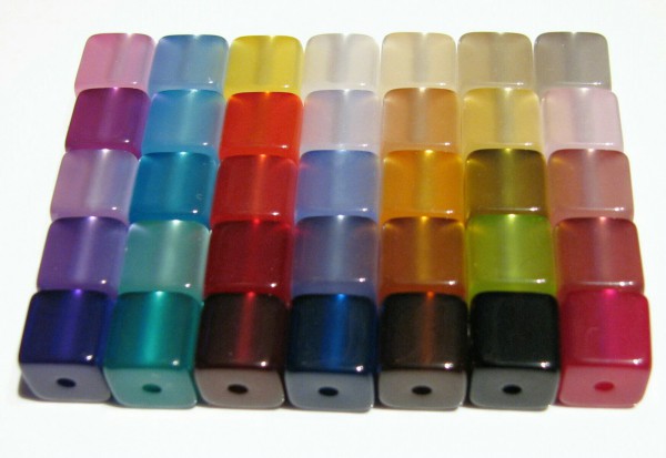 Polaris Würfel 6mm glänzend - 35 Stück in verschiedenen Farben