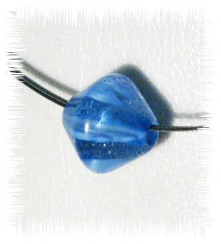 Ilumiperle Crystal Stripes 12mm Doppelkonus - himmelblau