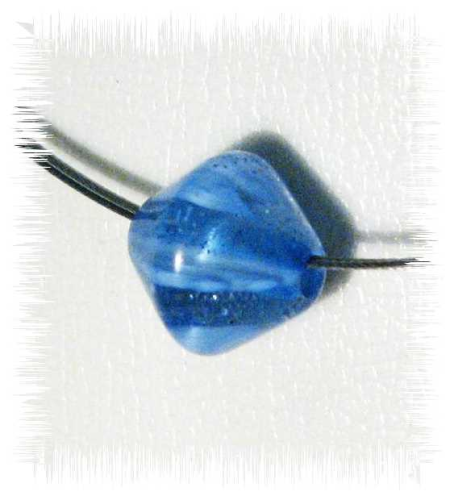 Ilumibead “Crystal Stripes” 12 mm double cone – sky blue