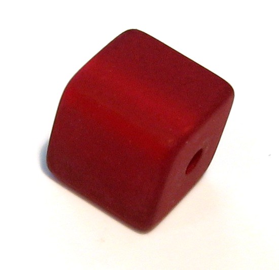 Polaris cube 6 mm ruby – small hole