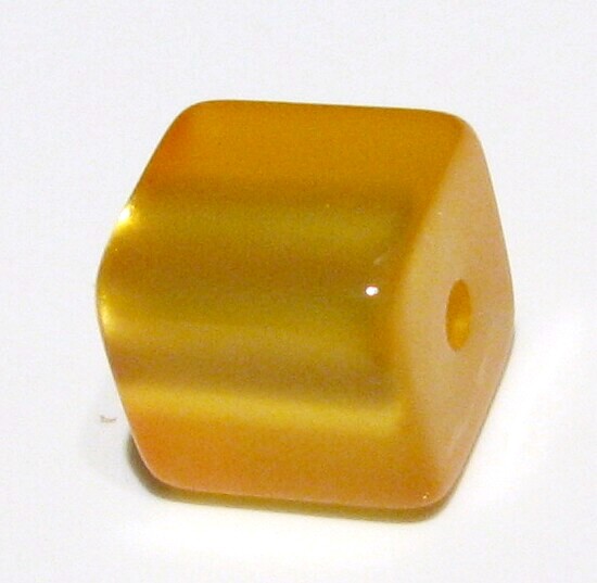 Polaris cube 6 mm saffron glossy – small hole