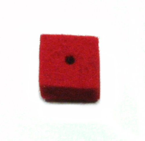 Felt quadrangle red – 10x10x5mm