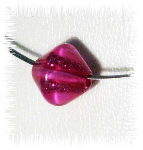 Ilumibead “Crystal Stripes” 12 mm double cone – blackberry