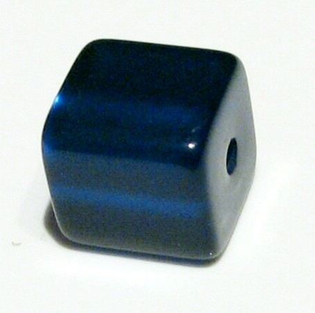 Polariswürfel 6mm nachtblau glänzend - Kleinloch