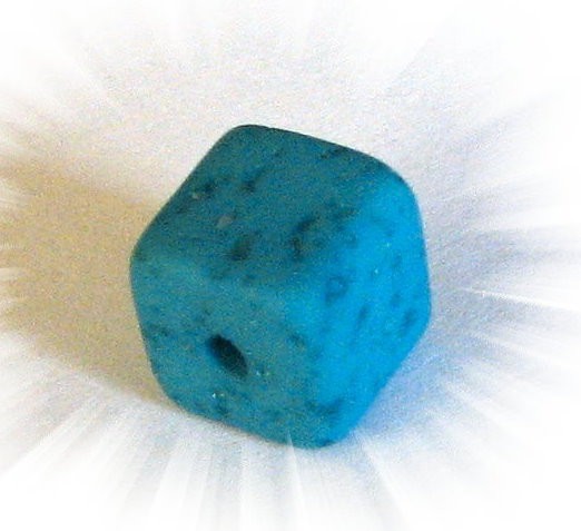 Polaris Gala sweet cube 8 mm Indico – small hole