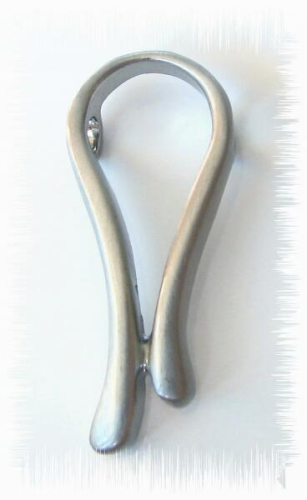 Creative pendant – loop- rhodium plated