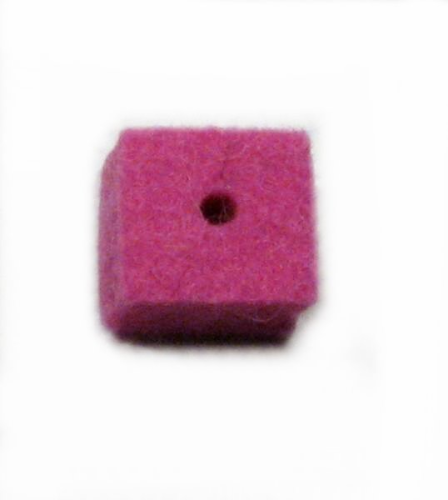 Felt square pink – 10x10x5mm